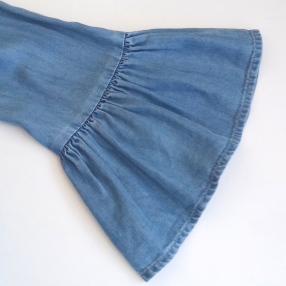 Beautiful Tiered Soft Chambray Blue Bell Sleeve  Lyocell Top S/P - Picture 3 of 8